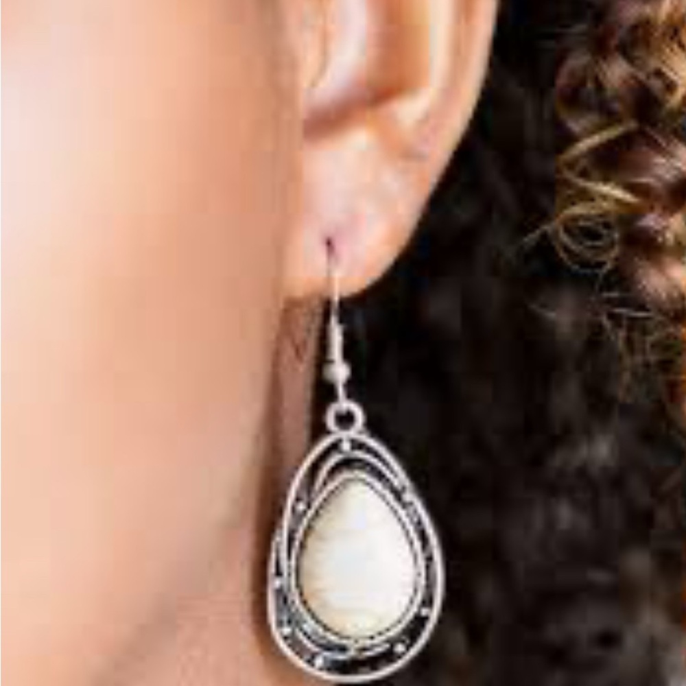 Paparazzi Silver and Cream Dangle Earrings
